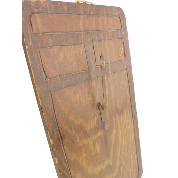 Vintage Wood Piece with Pointed Hook Key Holder early 1900's - Picture 2 of 4